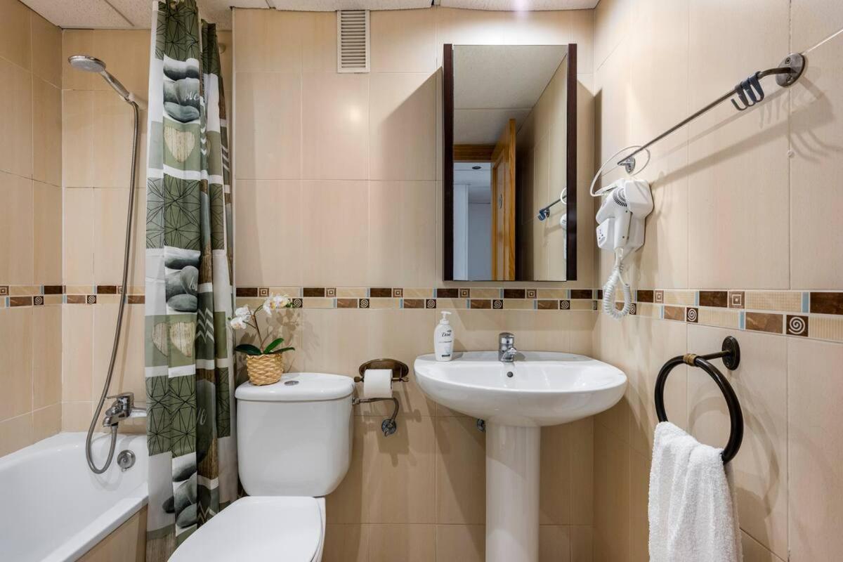 Lunaroom Center & Quiet Guesthouse Málaga Eksteriør bilde